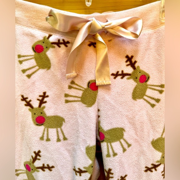 OLD NAVY Pink fleece Rudolph pants with satin ribbon + bonus Rudolph shirt - Picture 3 of 6